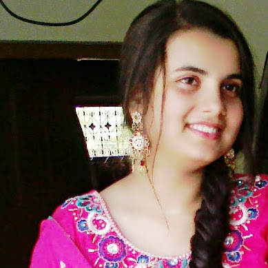 Aisha Khan Photo 53