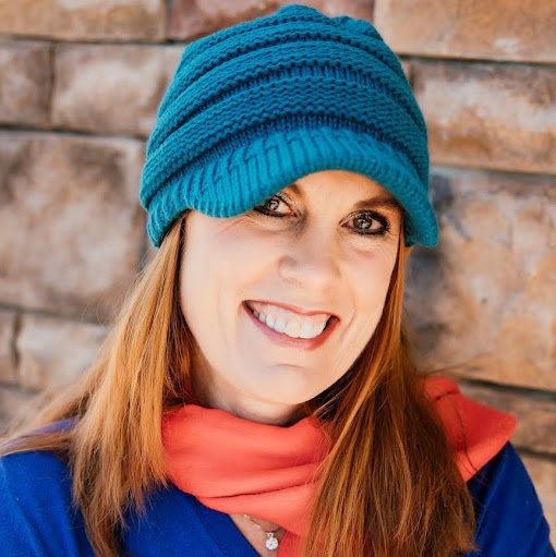 Kelly Lucero Photo 7