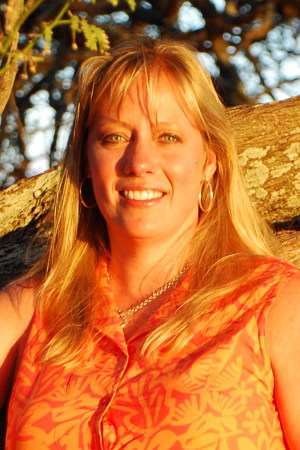 Heather Barnes Photo 33