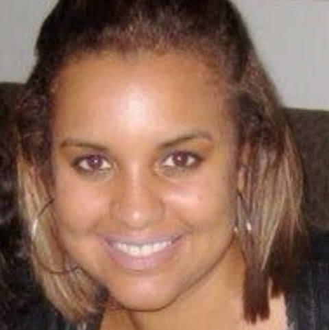 Lindsay Foster Photo 13