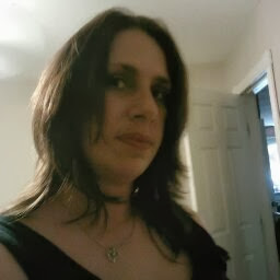 Amber Reynolds Photo 46
