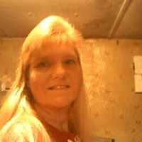 Anita Woods Photo 30