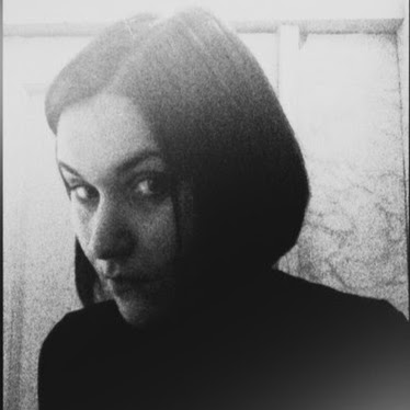 Joanna Black Photo 35