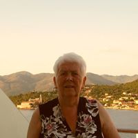 Pauline Payne Photo 16