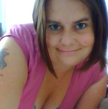 Tracey Hanley Photo 20