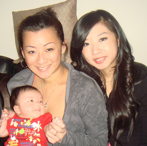 Emily Kao Photo 21
