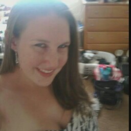 Lindsay Bush Photo 13