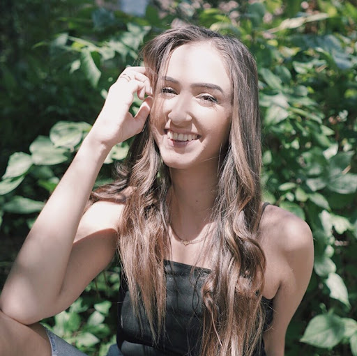 Rachel Rivera Photo 14