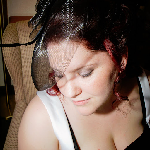 Jessica Stark Photo 35