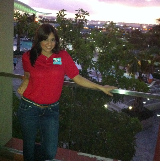 Luisa Vazquez Photo 9