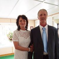 Debra Bradshaw Photo 7