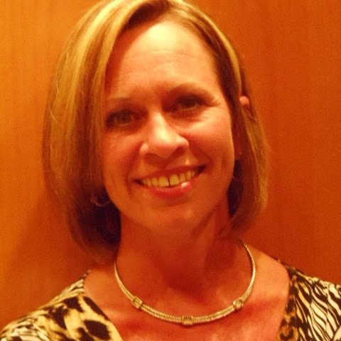 Deborah Lange Photo 28