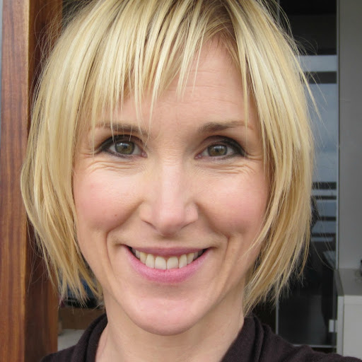 Stephanie Carr Photo 16