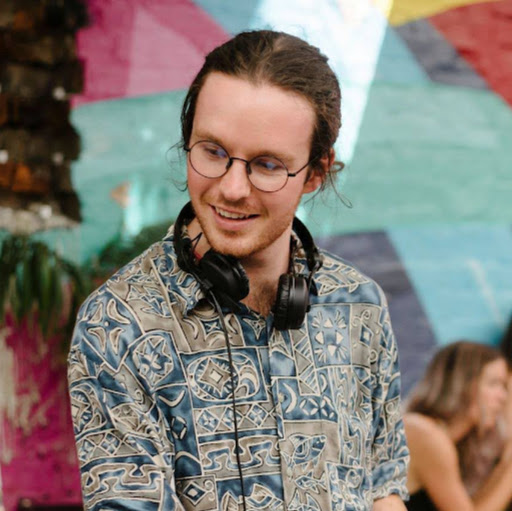 Patrick Hennessy Photo 12
