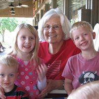 Doris Reynolds Photo 8