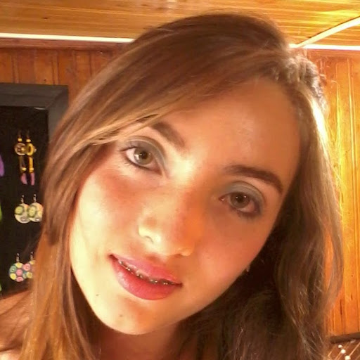 Andrea Toro Photo 16