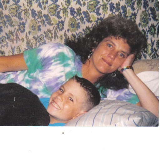 Lisa Iverson Photo 41
