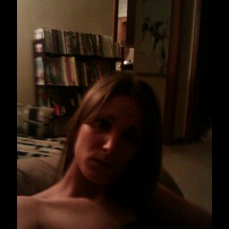 Kelly Hendricks Photo 34