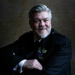 Gordon Russell Photo 21