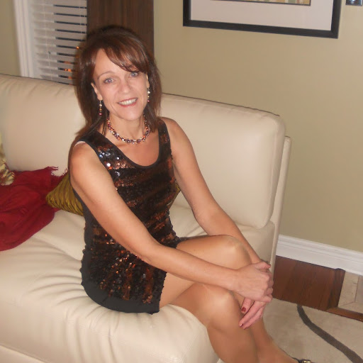 Sharon Wilkinson Photo 34