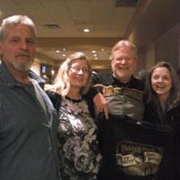 Traci Burns Photo 32