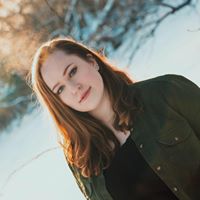 Annie Brandt Photo 24