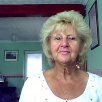 Pauline Chapman Photo 12