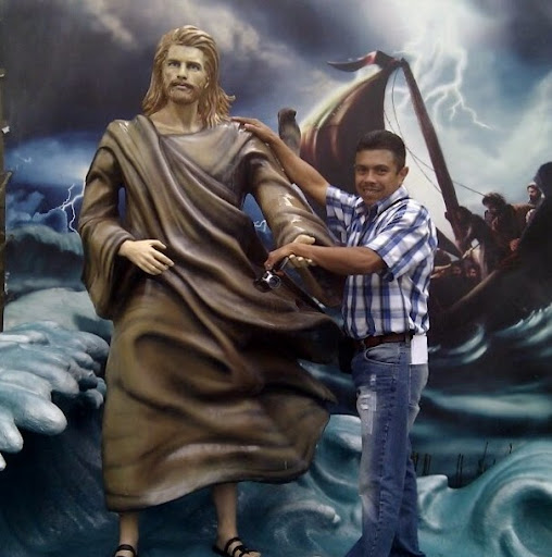 Antonio Colon Photo 19