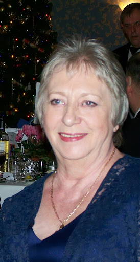 Carol Bradshaw Photo 15