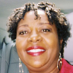 Christine Logan Photo 38