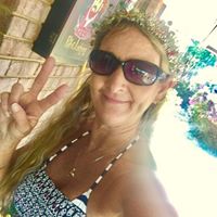 Jodie Adams Photo 8