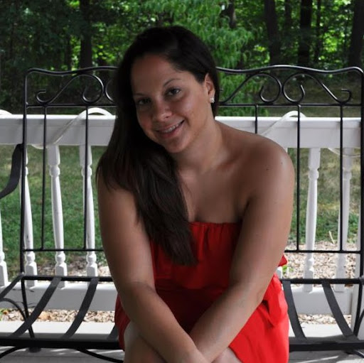 Amy Gregory Photo 30