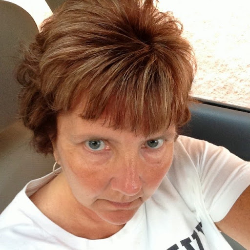 Vickie May Photo 18