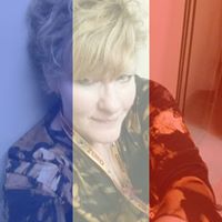 Jennifer Langley Photo 16