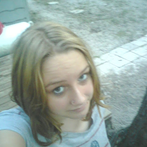 Samantha Loftis Photo 3