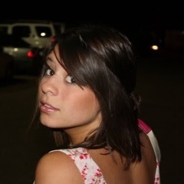 Vanessa Taylor Photo 25