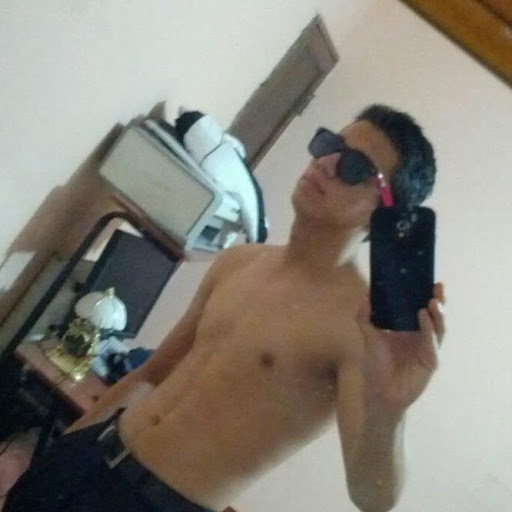 Hector Crespo Photo 30
