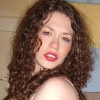 Emma Hunter Photo 12