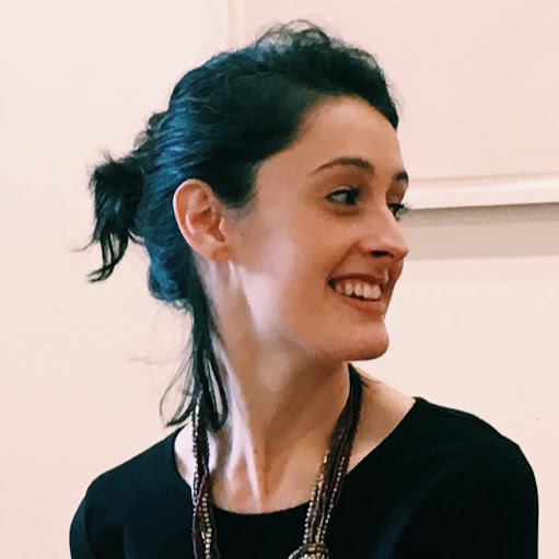Emily Burnett Photo 8