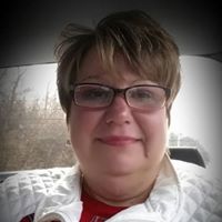 Angela Lyons Photo 29