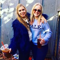 Caroline Gray Photo 38
