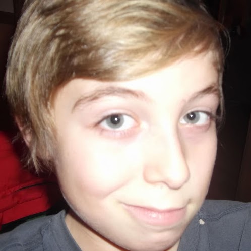 Mike Hutton Photo 10