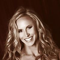 Jennifer Hardee Photo 14