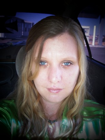Stephanie Hoffman Photo 19