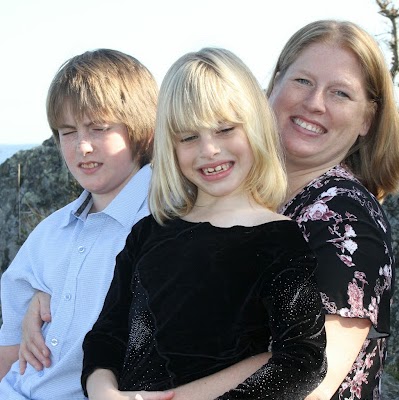 Sarah Fowler Photo 52