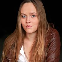 Elisabeth Tanner Photo 10