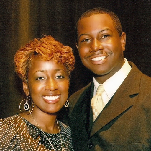 Leon Lloyd Photo 20