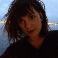 Julia Simon Photo 15