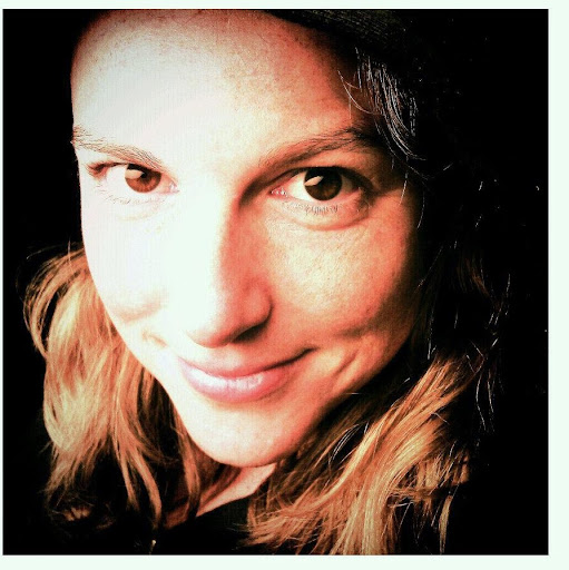 Julia Robinson Photo 5