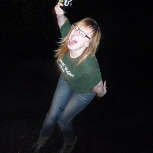 Caitlin Donahue Photo 8